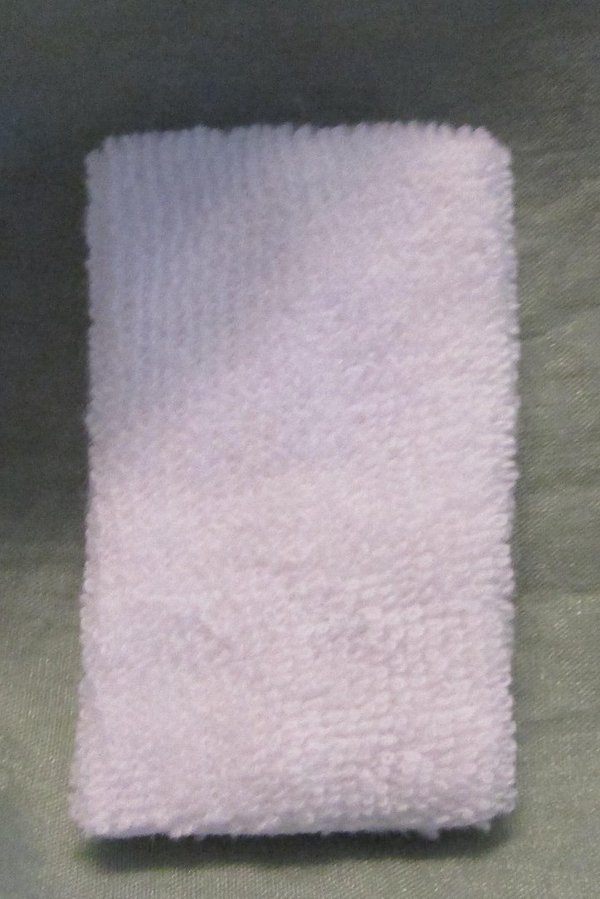 Handtuch weiß mit blauer Schleife